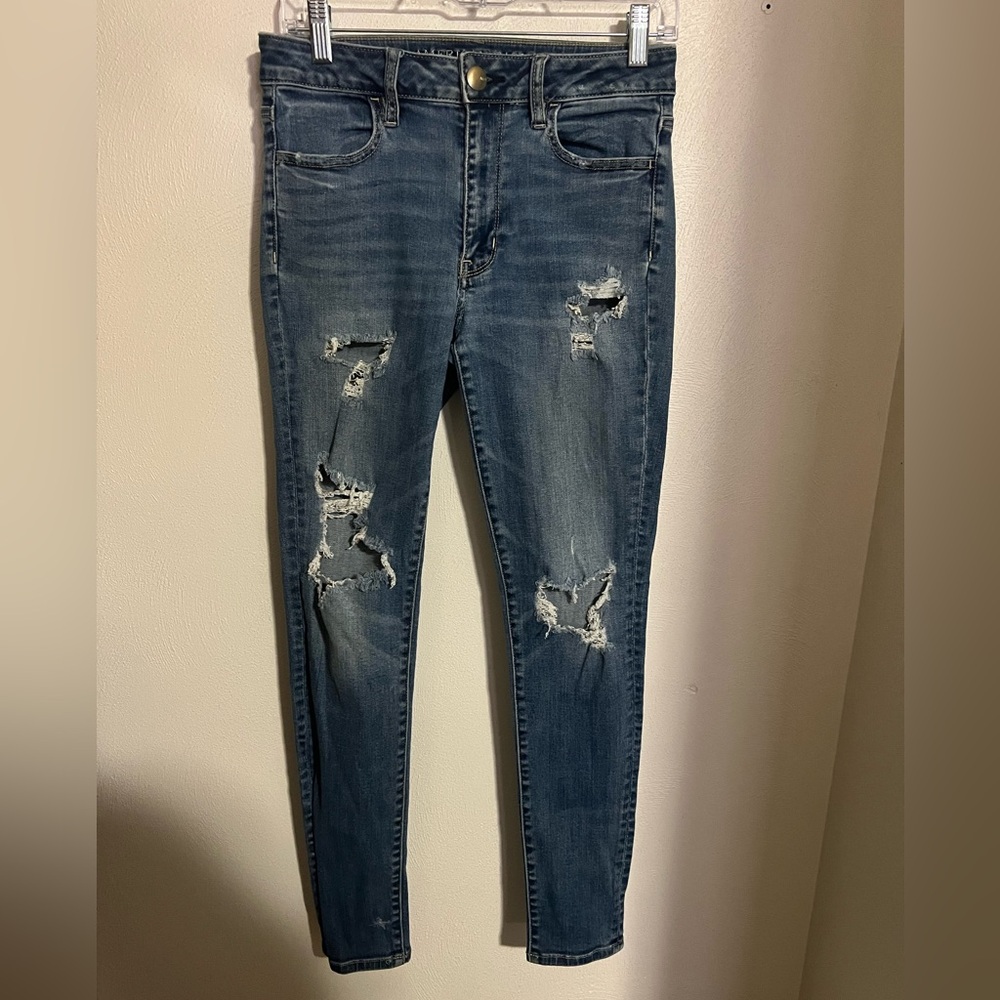 AMERICAN‎ EAGLE Super Stretch Distressed Skinny Jeans Medium Wash Women's Size 8